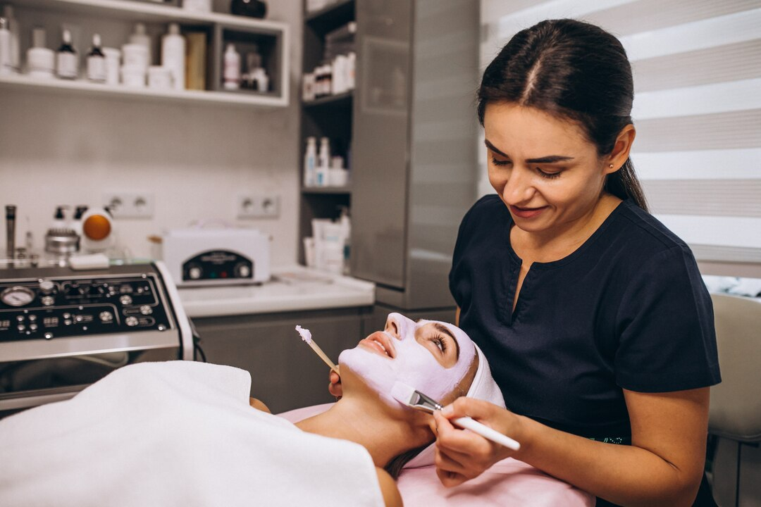 Clean Beauty & Spa Lounge